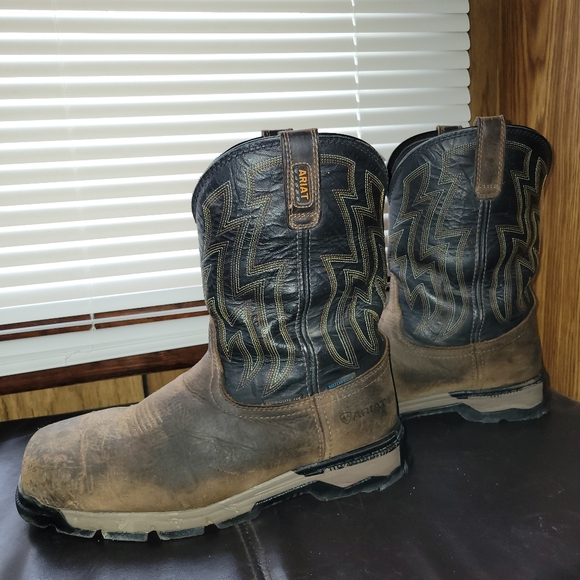 Ariat work boots. - Picture 5 of 6